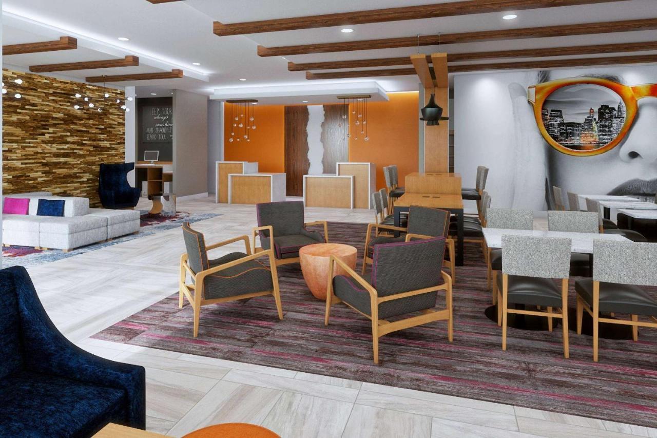 La Quinta Inn & Suites By Wyndham Pflugerville Ngoại thất bức ảnh