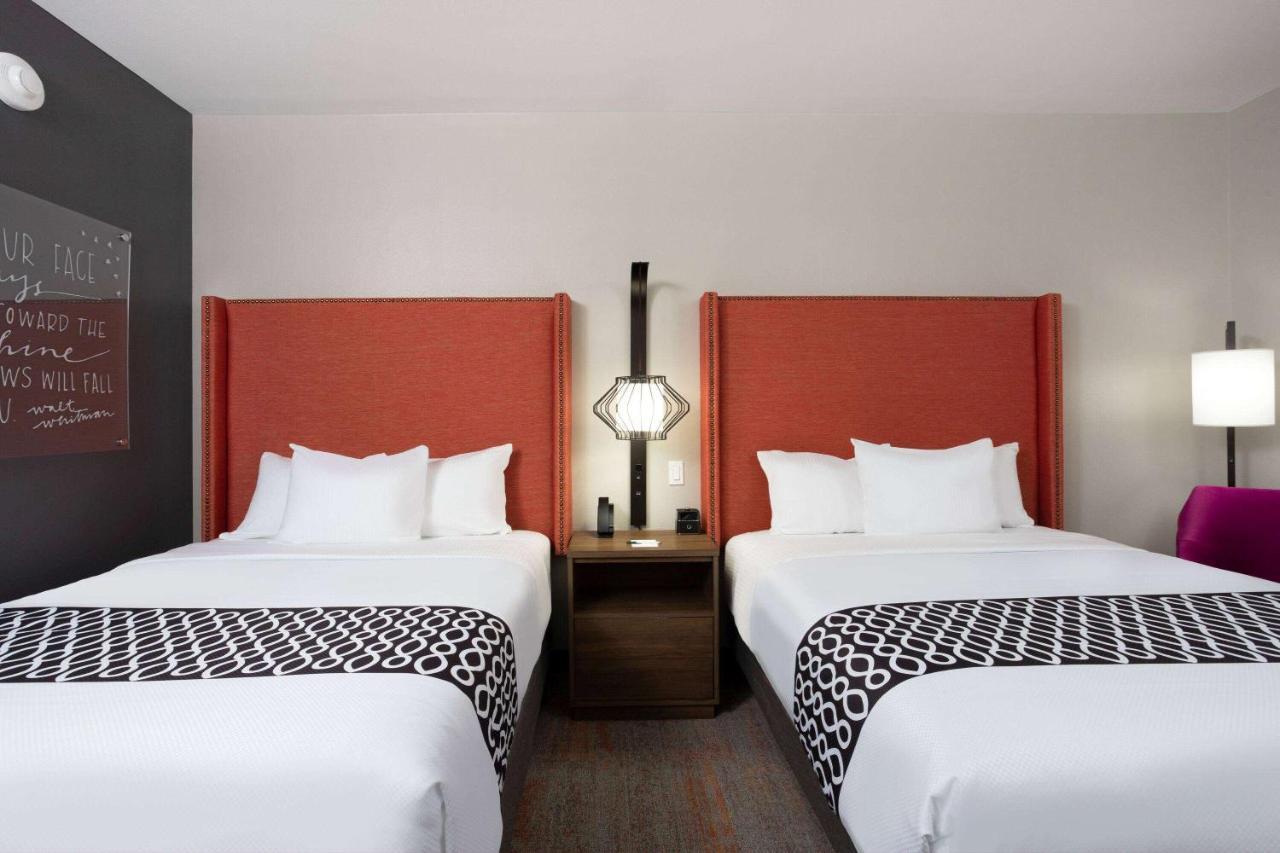 La Quinta Inn & Suites By Wyndham Pflugerville Ngoại thất bức ảnh