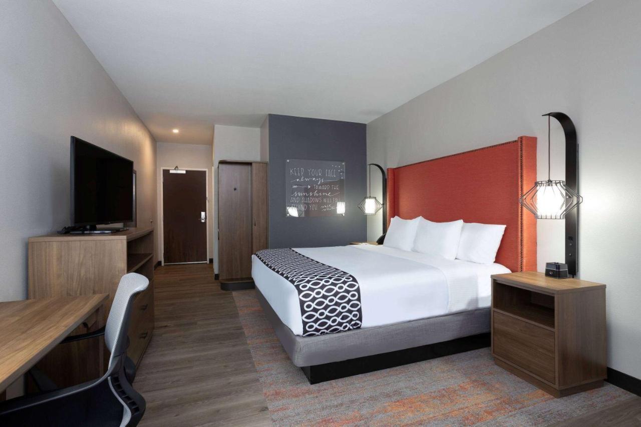 La Quinta Inn & Suites By Wyndham Pflugerville Ngoại thất bức ảnh