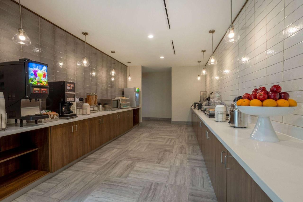 La Quinta Inn & Suites By Wyndham Pflugerville Ngoại thất bức ảnh