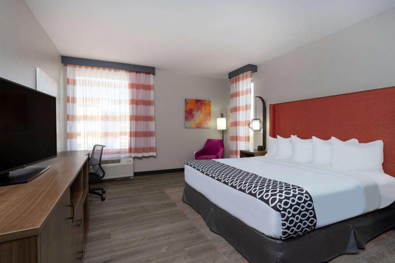 La Quinta Inn & Suites By Wyndham Pflugerville Ngoại thất bức ảnh