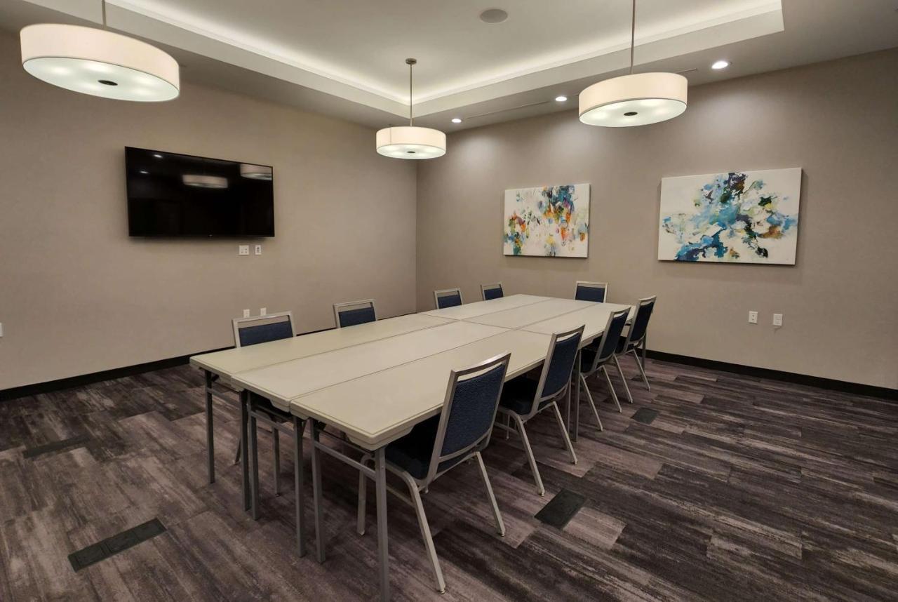 La Quinta Inn & Suites By Wyndham Pflugerville Ngoại thất bức ảnh